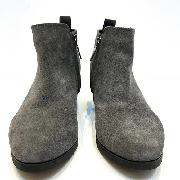 Blondo Ida Waterproof Suede Grey Gray Ankle Boots Booties, Size 6 - Picture 7 of 14